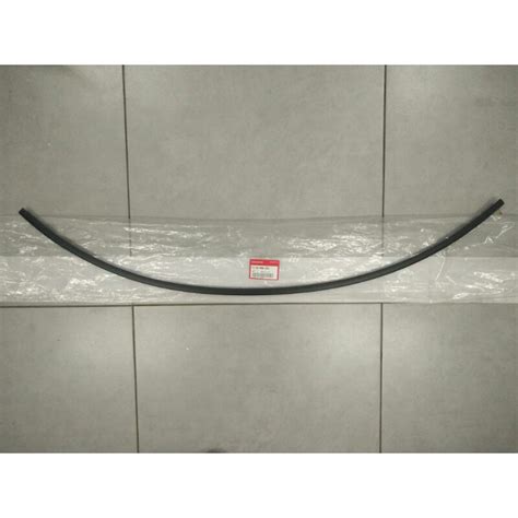 Honda Crv Swa Frt Windscreen Moulding Upper Swa