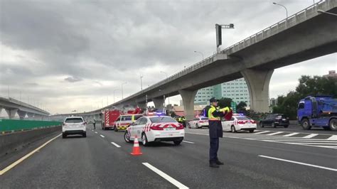 影國1桃園段「紅斑馬」成火球 2警驚逃、燒車原因曝 中天新聞網