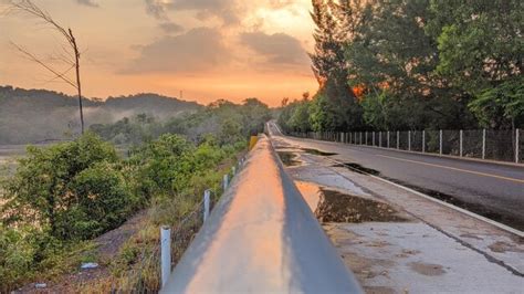 Premium Photo Sunset View On Sei Ladi Bridge Batam Indonesia