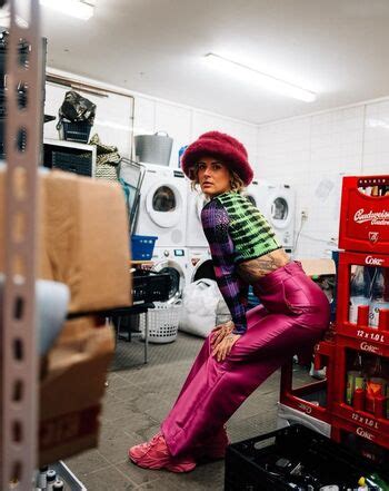 Jennifer Weist JenniferWeist Yaenniverfromtheblock Nude OnlyFans The Fappening Plus