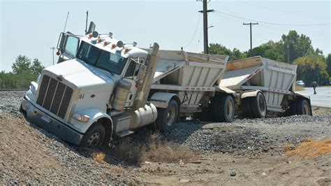 Elderly Woman Airlifted To Hospital After Big Rig Hits Vehicle In Le