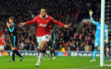 Two-Goal Chicharito Puts Nervous Manchester United Through