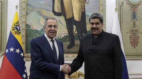 Lavrov se reunirá con el presidente Maduro y la vicepresidenta Delcy