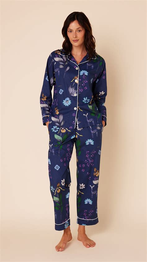 The Cats Pajamas Womens Deerly Luxe Pima Cotton Classic Pajama Set In