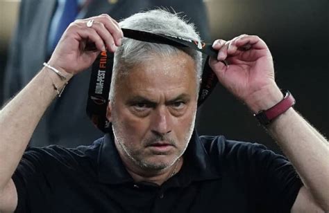 Il Ds Bayern Apre Allarrivo Di Mourinho A Fine Stagione Studio Il