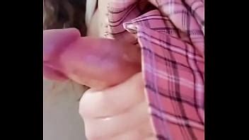 TS Sasha De Sade Sous La Jupe Avec Une Bite Bien Dure XVIDEOS