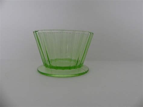 Lot 139 Vintage Tiffin Vaseline Uranium Glass Ribbed Sherbet Bowl