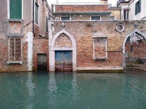 L acqua alta à Venise c est quoi L occhio di Lucie