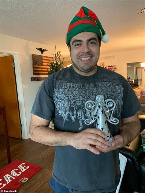 Florida Teacher Is Found Naked In Classroom With Slew Of Disturbing Items Daily Mail Online