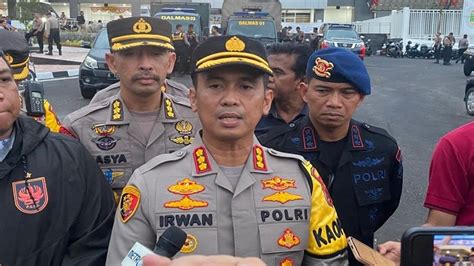 Gas Air Mata Ditembakan Saat Kericuhan Suporter Semarang Polisi Sebut