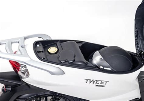 Peugeot Tweet Rs Prezzo E Scheda Tecnica Moto It