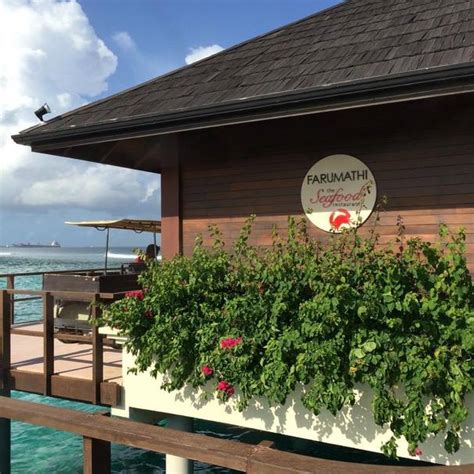 This Maldivian Seafood Restaurant on the Ocean Will Blow YOu Away