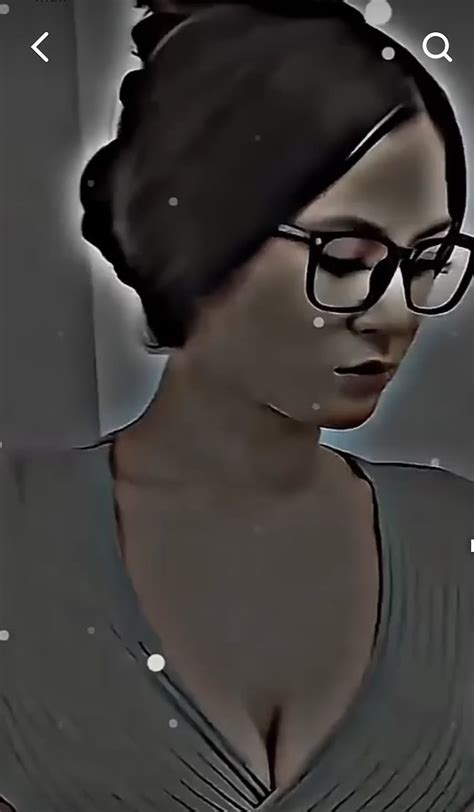 Whos This Beautiful Brunette Wearing Glasses 2 Replies 1654208 NameThatPorn