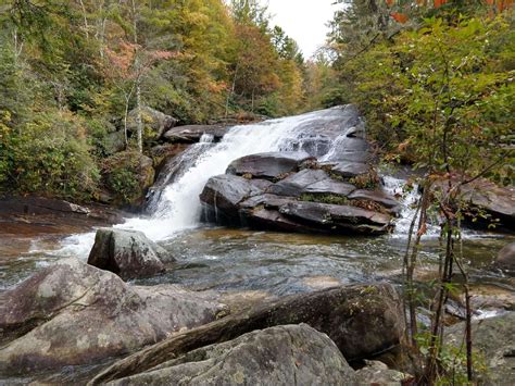 DuPont State Forest Waterfalls Hike - Wander the Western Carolinas