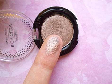 Тени для век Luxvisage Rich Glow в эффектном оттенке 09 Moonlight ...