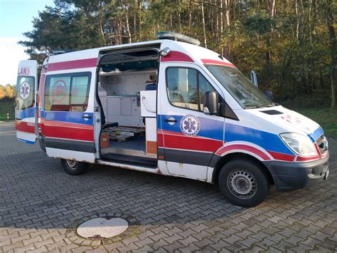 Ambulans Karetka R Mercedes Sprinter Pozna Rataje Olx Pl