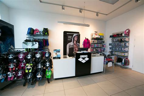 Arena shop - největší výběr plavek a příslušenství Arena