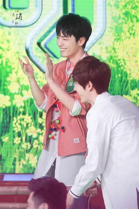 Pin by เสอดำกบพกระตาย on dayday Cute gay couples Cute anime guys Cartoon pics