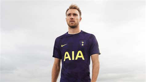 Tottenham Unveil New Third Kit For 201718 Uefa Champions League