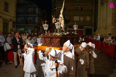 Procesiones Infantiles Copia Glamour Lucena