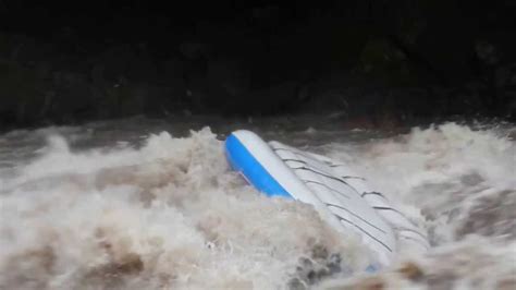 RAFTING EN BAÑOS ECUADOR YouTube