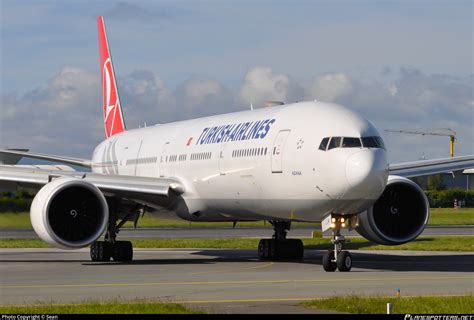 TC LJA Turkish Airlines Boeing 777 3F2ER Photo By Sean ID 1188400