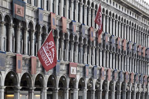 Il Restauro Delle Procuratie Vecchie A Piazza San Marco Italia Nostra