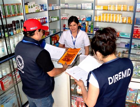 Cajamarca cierran más de 50 farmacias y boticas por incumplir las