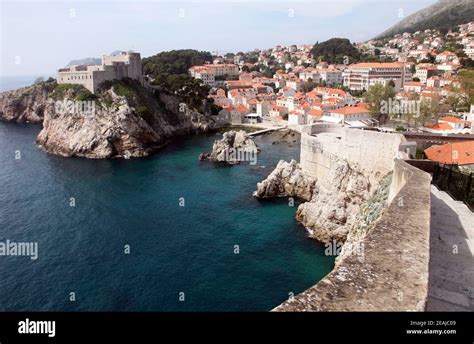 Dubrovnik city walls Stock Photo - Alamy