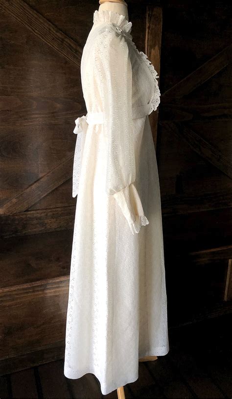 Vintage Boho Wedding Dress 1970's Eyelet Wedding Gown | Etsy