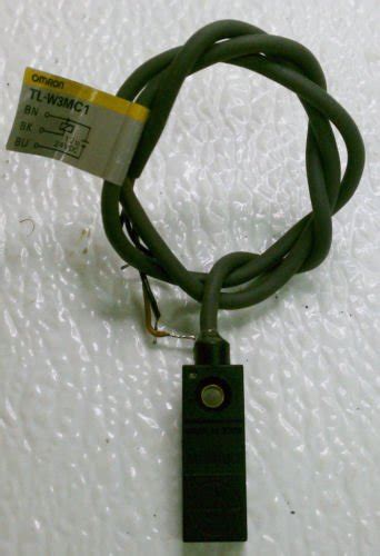 Omron Tl W Mc Flat Proximity Switch Vdc Ma Mm Npn No Dc Wire