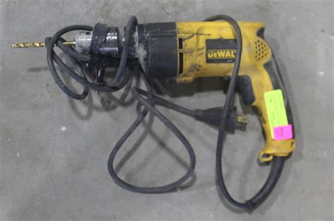 Dewalt Dw511 12 Vsr Hammer Drill With Chuck