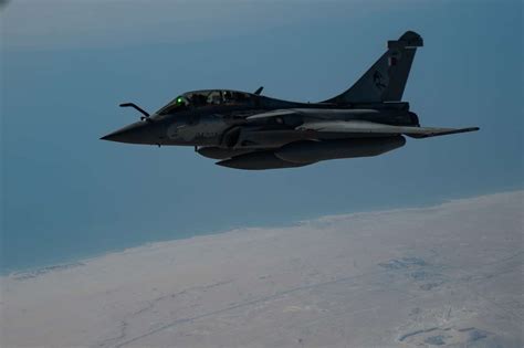 A Qatar Emiri Air Force Rafale fighter flies above - NARA & DVIDS ...