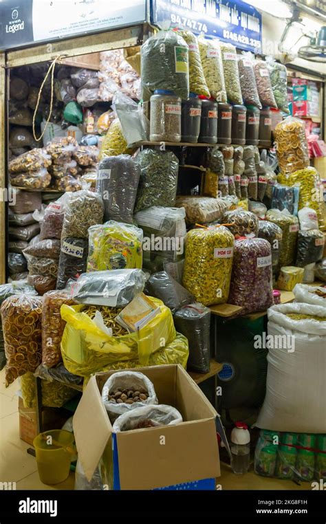 Mercado De Cho Dong Xuan Fotografías E Imágenes De Alta Resolución Alamy