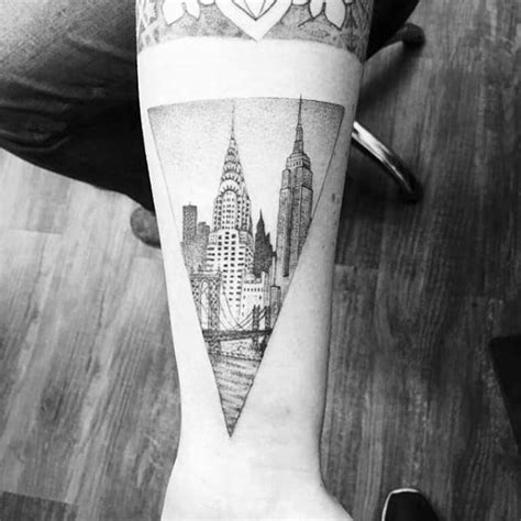 60 New York Skyline Tattoo Designs For Men - Big Apple Ink Ideas