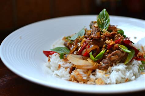 Boeuf Saut Au Basilic Tha La Recette Facile Et Authentique