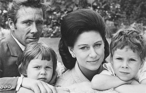 NP_RY033 : HRH Princess Margaret and family - Iconic Images