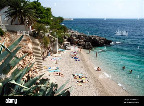 Tourists on a beach in Dingac Borak, Peljesac peninsula, Croatia Stock ...