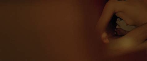 Nude Video Celebs Daphne Scoccia Nude Nel Bagno Delle Donne