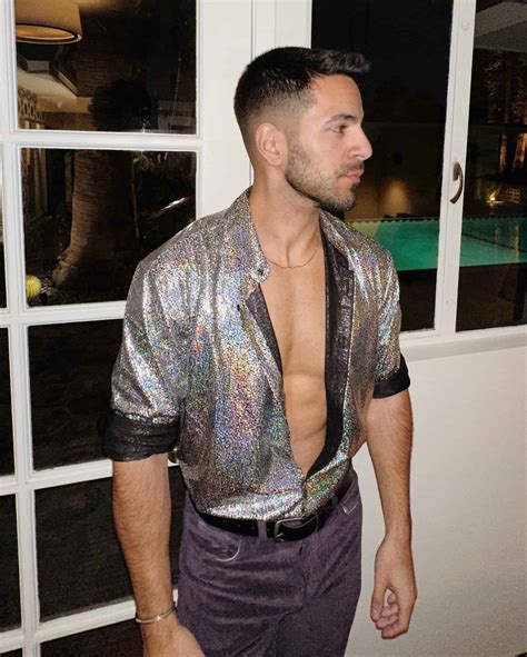 OMP Clothes: A Deep Dive into Their Unique Fashion Philosophy 1
