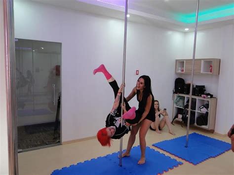 Homem Tamb M Pratica Pole Dance Quer Experimentar