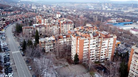 Deo Nastavnika O Petar Radovanovi U Zlotu Podr Ao Studente