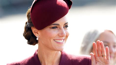 We Re Emotional Over Kate Middleton S Earrings On Anniversary Of The