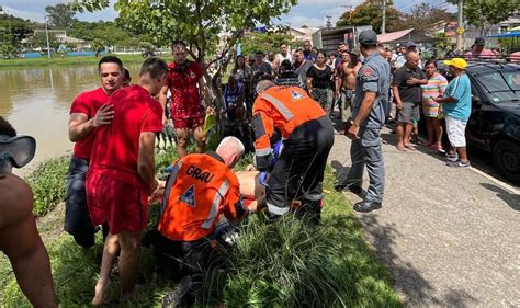 Homem morre afogado no lago do Parque Interlagos em São José