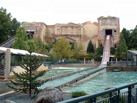 Escape from Pompeii - Coasterpedia - The Roller Coaster and Flat Ride Wiki