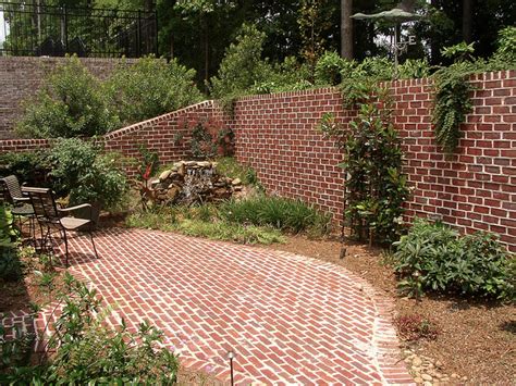 How to Build a Garden Wall: A Diy Guide - ClickHowTo