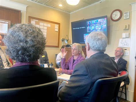 Trip to Montpelier highlighting town’s energy conservation work - The