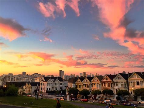 last weekend's sunset over the Painted Ladies :) : r/sanfrancisco