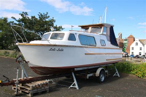 Norman 22 River Cruiser Boat 25hp Outboard On Braking Tralier For