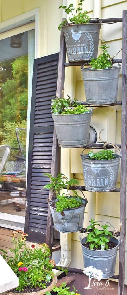 Fun And Unique Ways To Decorate With Vintage Ladders Outdoor Deck